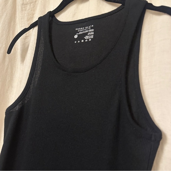 Perry Ellis Tank - Picture 1 of 4